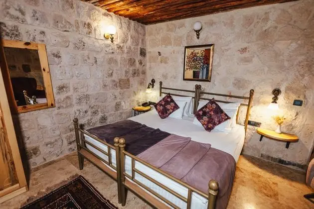 Deluxe Jacuzzi Room, Courtyard View