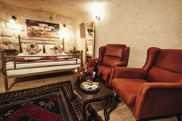 Family Suite, Jacuzzi or Courtyard View