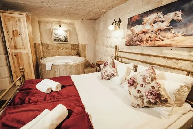 Family Suite, Jacuzzi or Courtyard View
