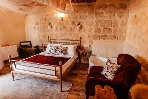 Family Suite, Jacuzzi or Courtyard View