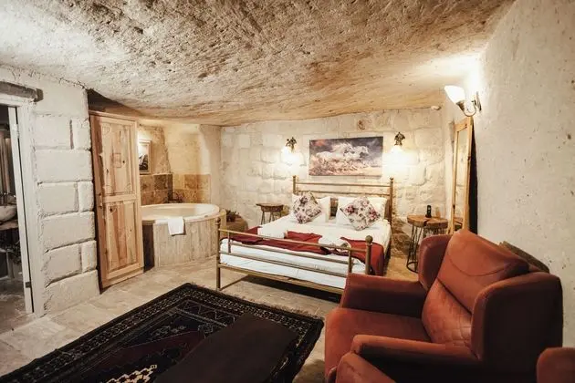 Family Suite, Jacuzzi or Courtyard View