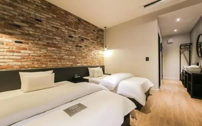 Oda (Premium Twin - Walkie Special (No Par)