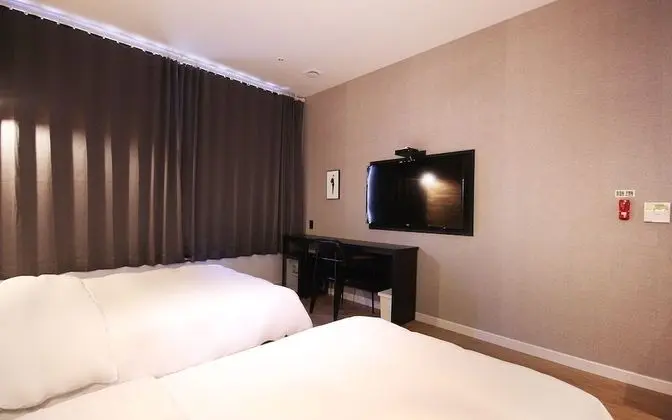 Oda (Premium Twin - Walkie Special (No Par)