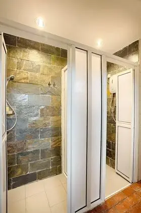Ortak Ranzalı Oda, Sadece kadınlar için, Ortak Banyo (1 bed in 8 beds dorm)
