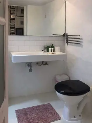 Apart Daire, Avlu Manzaralı (n° 1)