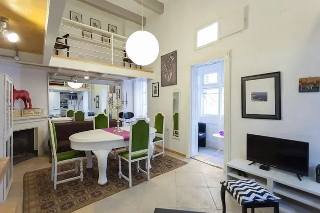 Apart Daire, Şehir Manzaralı (n° 2)