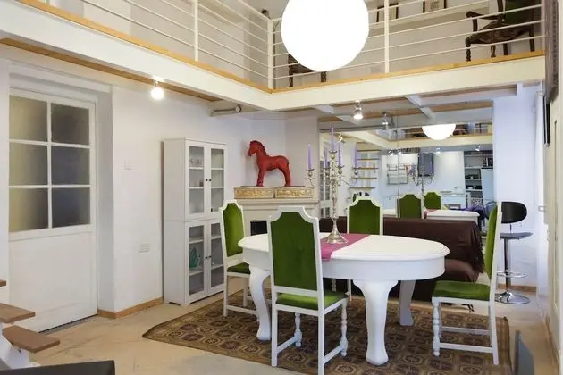 Apart Daire, Şehir Manzaralı (n° 2)