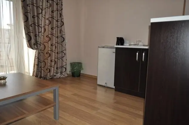 Comfort Tek Büyük Yataklı Oda, Karma Ranzalı Oda, Balkon (5)
