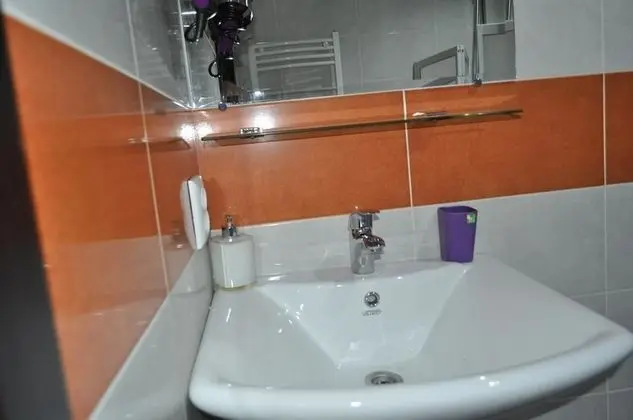 Comfort Tek Büyük Yataklı Oda, Karma Ranzalı Oda, Balkon (5)