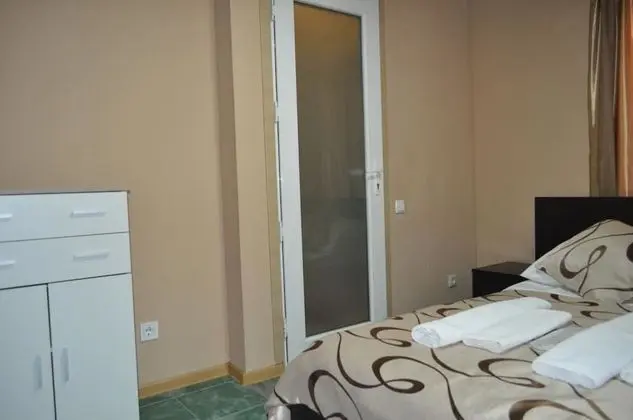 Tek Büyük Yataklı Oda, Balkon, Şehir Manzaralı (3)