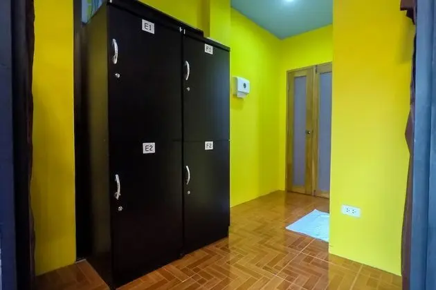 6-Bed Female Dormitory