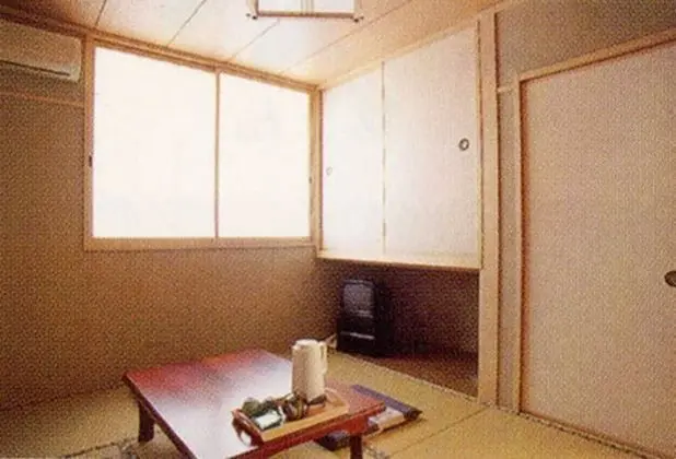 Traditional Oda, Sigara İçilebilir (Japanese Style for 3 Guests)
