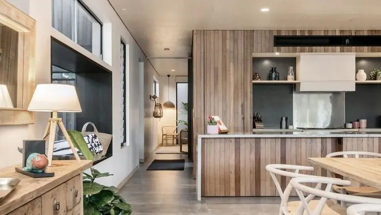 Luxury Ev, Bağlantılı Odalar
