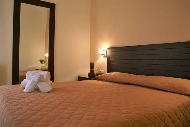 Two-Bedroom Family Suite 5 Adults