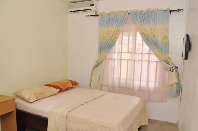 Apart Daire, 2 Yatak Odası, Avlu Manzaralı