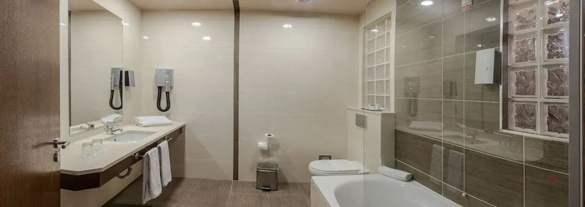 Standard Tek Büyük veya İki Ayrı Yataklı Oda, 1 Çift Kişilik veya 2 Tek Kişilik Yatak