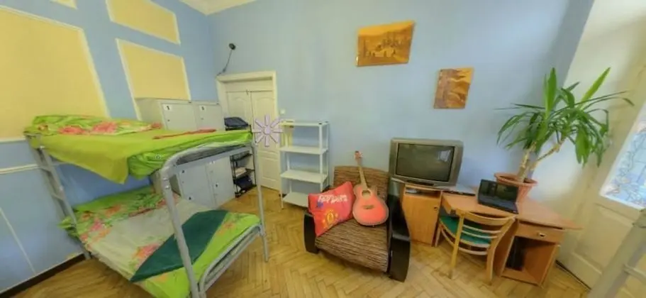 Ortak Ranzalı Oda, Karma Ranzalı Oda (Bed in 6-bed Room)