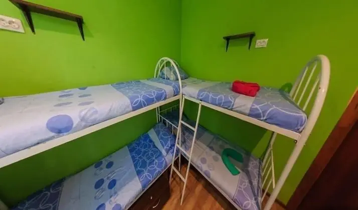 Ortak Ranzalı Oda, Karma Ranzalı Oda (Bed in 6-bed Room)
