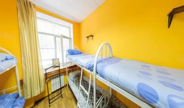 Ortak Ranzalı Oda, Karma Ranzalı Oda (Bed in 8-bed Room)