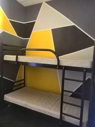 Ortak Ranzalı Oda, Karma Ranzalı Oda, Penceresiz (Bed in 4-bed Room)