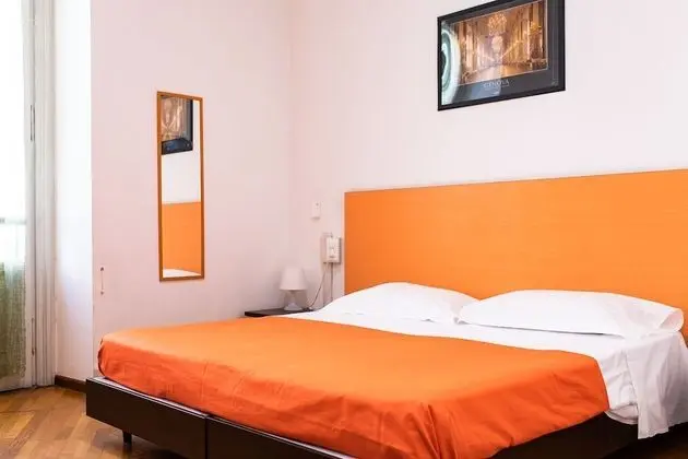Tek Büyük veya İki Ayrı Yataklı Oda, Banyolu/Duşlu