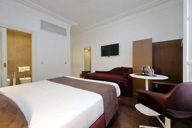 Deluxe Üç Kişilik Oda