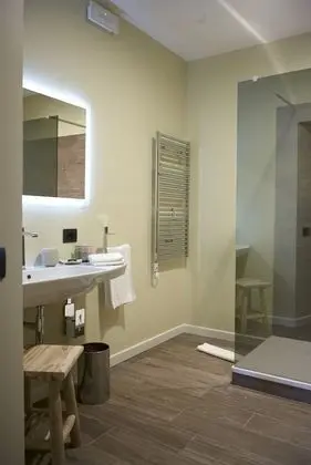 Deluxe Tek Büyük Yataklı Oda, Özel Banyo (Suite Bernini)
