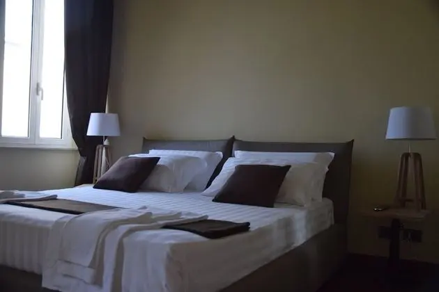 Luxury Tek Büyük Yataklı Oda, Özel Banyo, Şehir Manzaralı (Suite Trilussa)