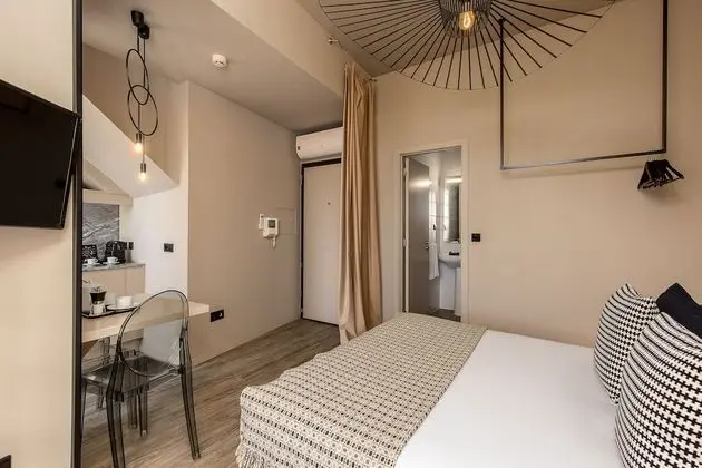Deluxe Stüdyo (Clérigos 2B)