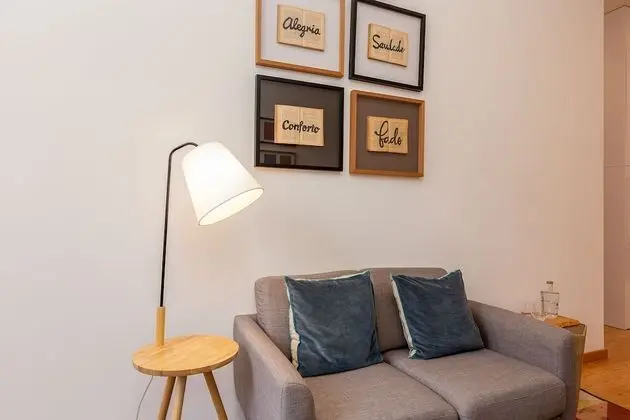 One-Bedroom Apartment 2F