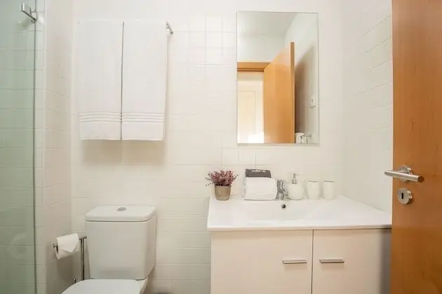 One-Bedroom Apartment 2T