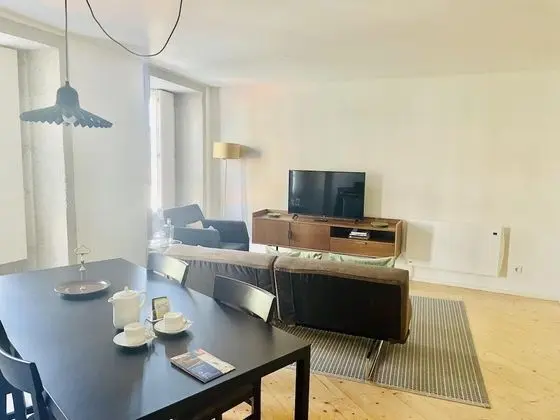 Apart Daire, Sigara İçilebilir