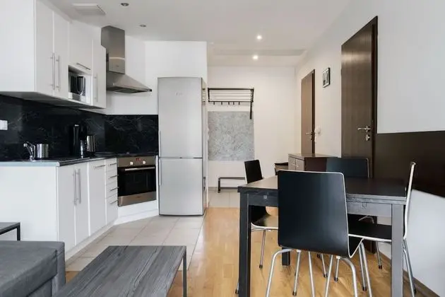 Deluxe Apart Daire, 1 Yatak Odası, Balkon (for 4 people, Łobzowska Street)