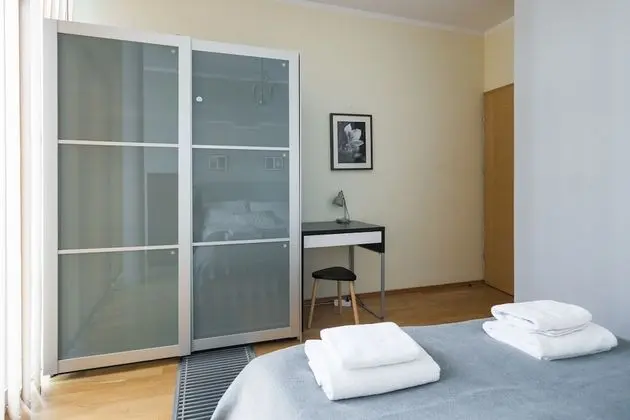 Deluxe Apart Daire, 2 Yatak Odası, Balkon (for 6 people, Łobzowska Street)