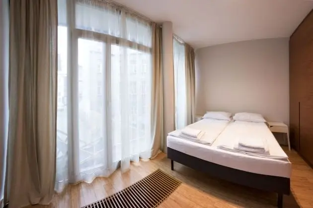 Deluxe Apart Daire, 2 Yatak Odası, Balkon (for 6 people, Łobzowska Street)