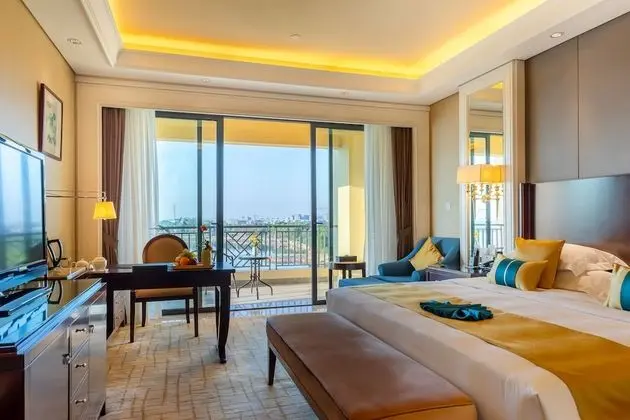 Deluxe Tek Büyük Yataklı Oda, Göl Manzaralı