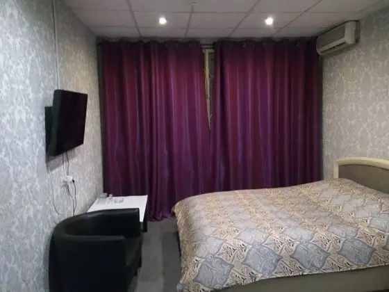 Comfort Tek Büyük Yataklı Oda