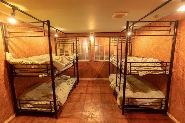 Dört Kişilik Oda, Sigara İçilmez (for 3-4 guests)