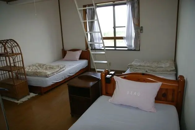 Ortak Ranzalı Oda, Sadece erkekler için (Single Bed)