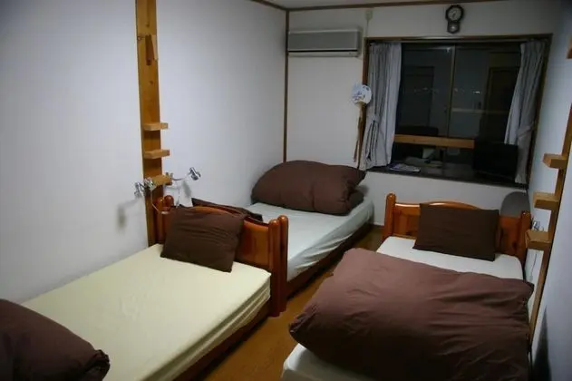 Ortak Ranzalı Oda, Sadece kadınlar için (Single Bed)