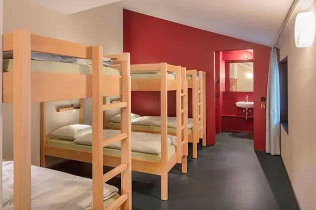 Ortak Ranzalı Oda, Ortak Banyo (1 bed in 6 bed dorm (mixed))