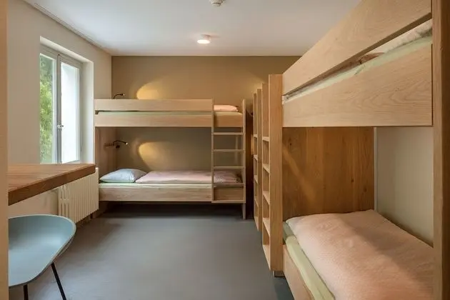 Ortak Ranzalı Oda, Ortak Banyo (1 bed in 6 bed dorm including Lavabo)