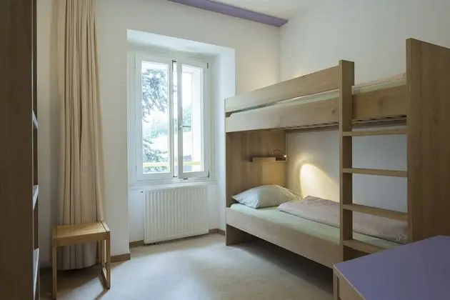 Dört Kişilik Oda, Ortak Banyo