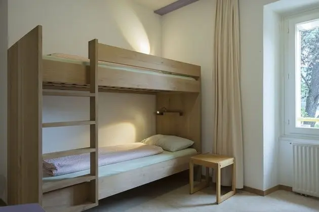 Dört Kişilik Oda, Ortak Banyo