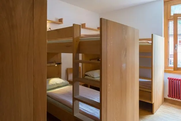 Standard Ortak Ranzalı Oda, Ortak Banyo (1 bed in a 6 bed dorm)