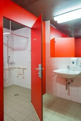Standard Ortak Ranzalı Oda, Ortak Banyo (1 bed in a 6 bed dorm)