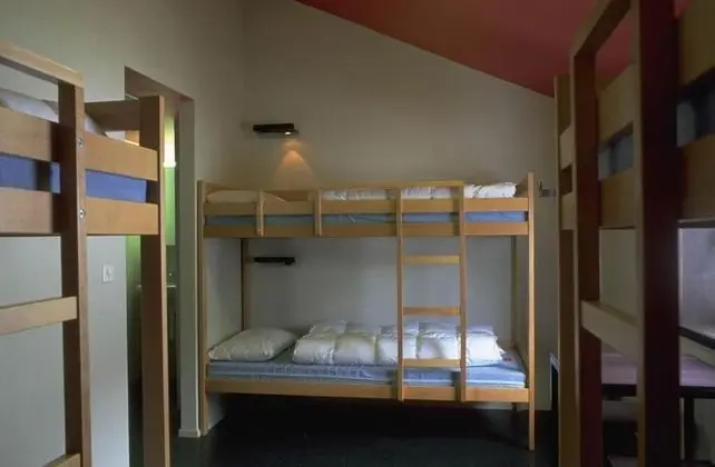 Standard Oda, Özel Banyo (Sextuple Room)