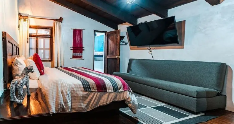 Deluxe Tek Büyük Yataklı Oda