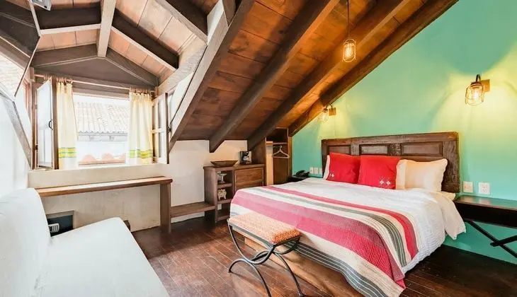 Deluxe Tek Büyük Yataklı Oda