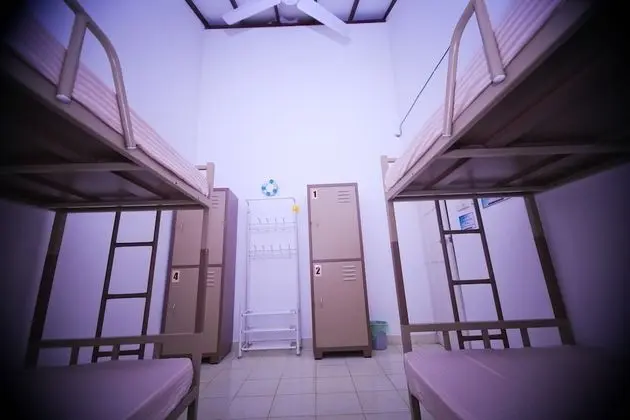 Ortak Ranzalı Oda, Karma Ranzalı Oda (AC)